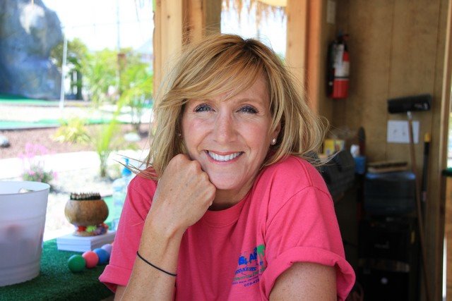 joanne mini golf owner