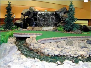 Read more about the article Advantages of Investing in an Indoor Mini Golf Course