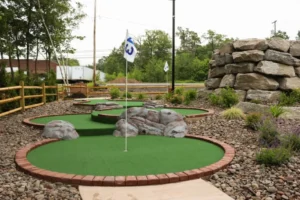 Read more about the article How to Create a Mini Golf Course Business Plan