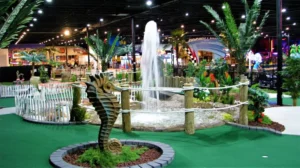 Read more about the article Indoor Vs. Outdoor Mini Golf: The Pros and Cons of Each