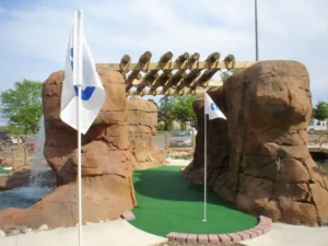 Read more about the article How to Build a Successful Mini Golf Course Through Careful Planning