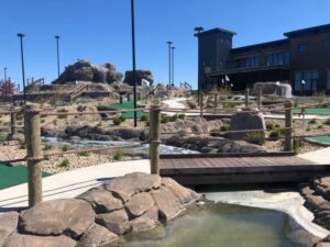 Read more about the article 5 Reasons Breweries Should Partner With Mini Golf Course Builders