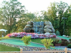 Read more about the article Licenses & Permits Needed to Open a Mini Golf Course