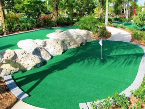 Read more about the article The Role Of Group Sales In Expanding Your Mini Golf Business